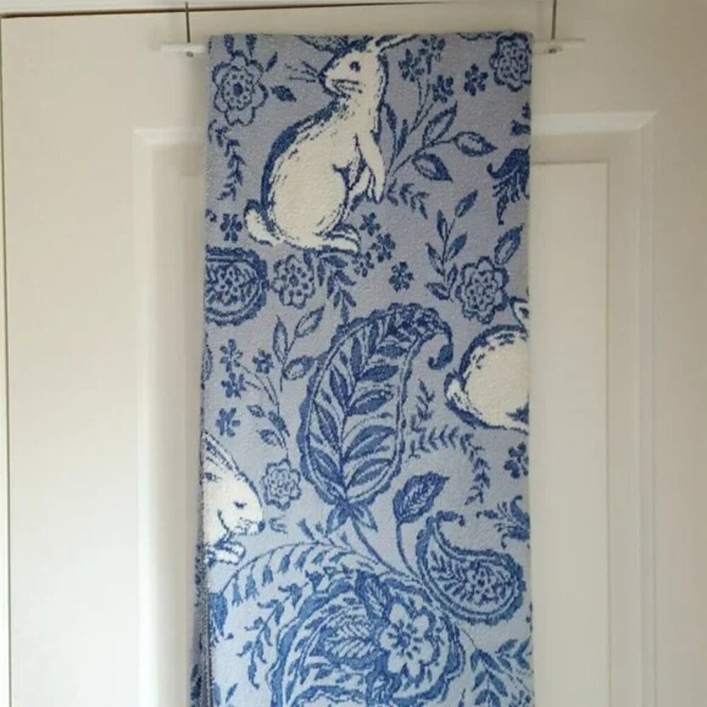 NEW! SHABBY CHIC Bunny & PAISLEY TOILE BLANKET